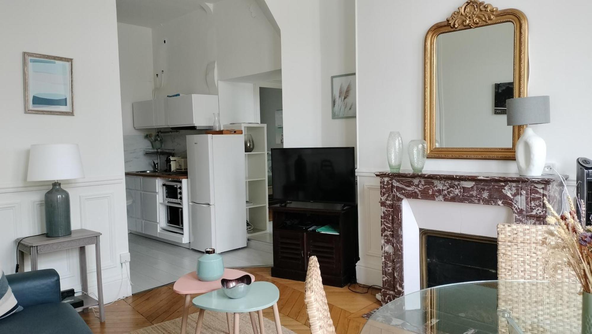 Appartement Avec Belle Vue Sur La Place Du Martroi Orléans Eksteriør billede