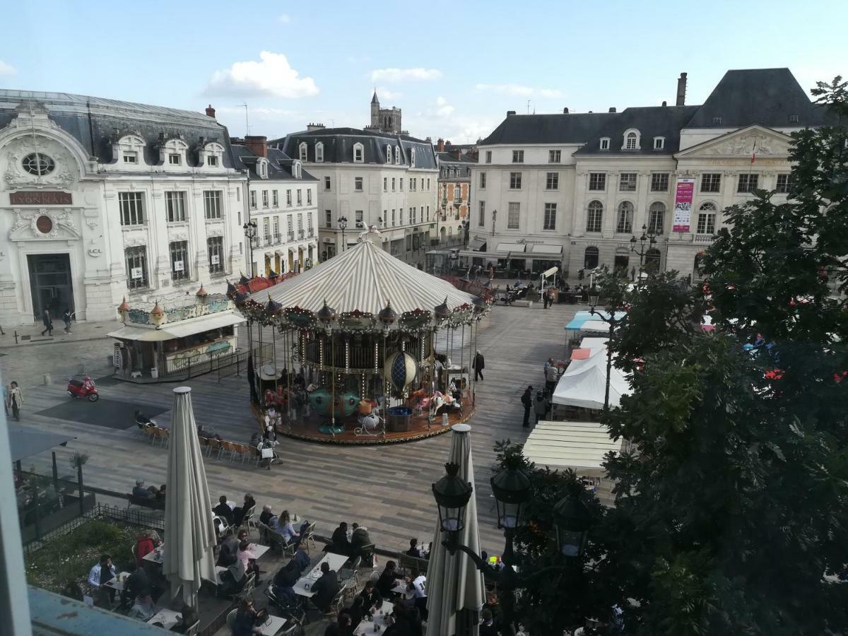 Appartement Avec Belle Vue Sur La Place Du Martroi Orléans Eksteriør billede